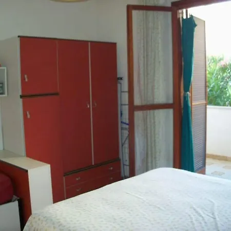 Indipendente Apartment